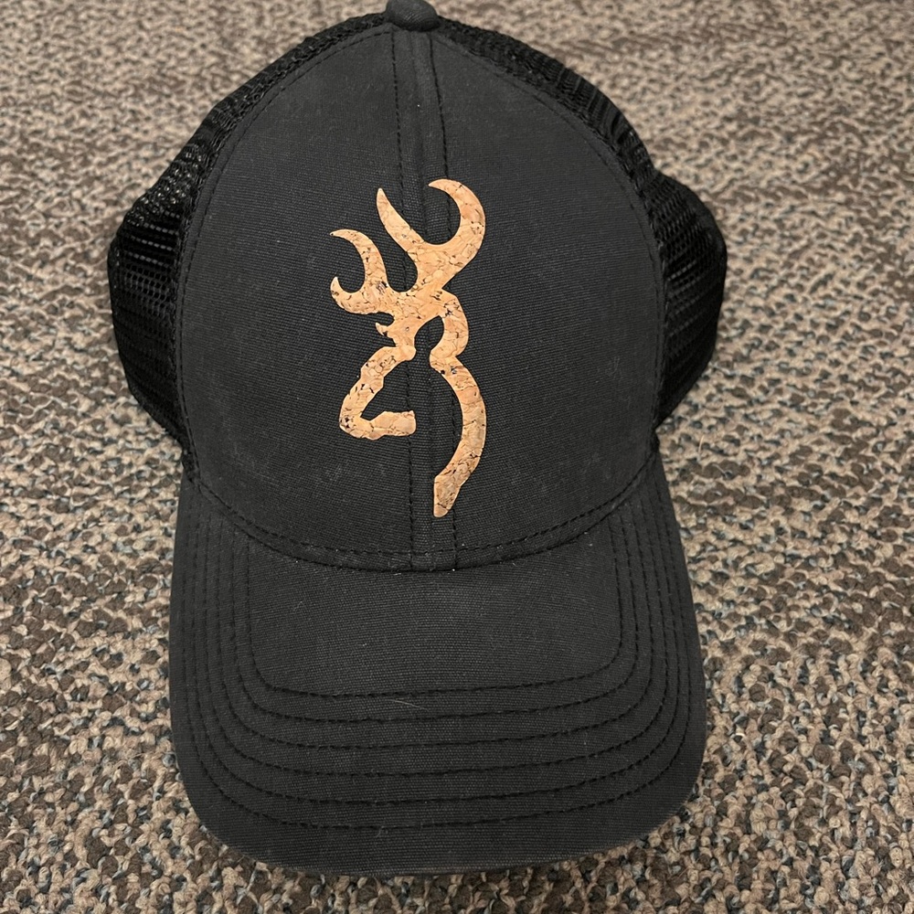 Browning Black Cap with Tan Logo 🌻🌻